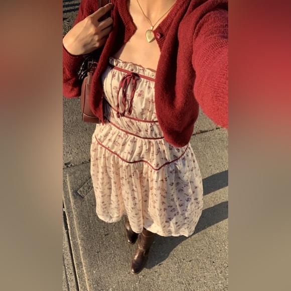 Storia Dresses & Skirts - STORIA Cream Floral Peasant Midi Dress Size M NWT from Simons